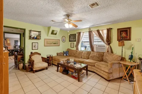 2666 12th Avenue Vero Beach FL 32960