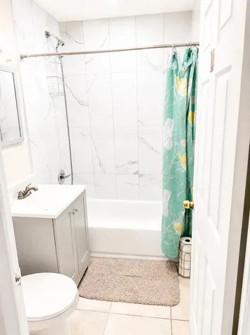 2940 Avenue Riviera Beach FL 33404