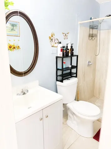 2940 Avenue Riviera Beach FL 33404