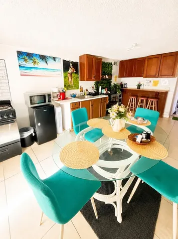 2940 Avenue Riviera Beach FL 33404