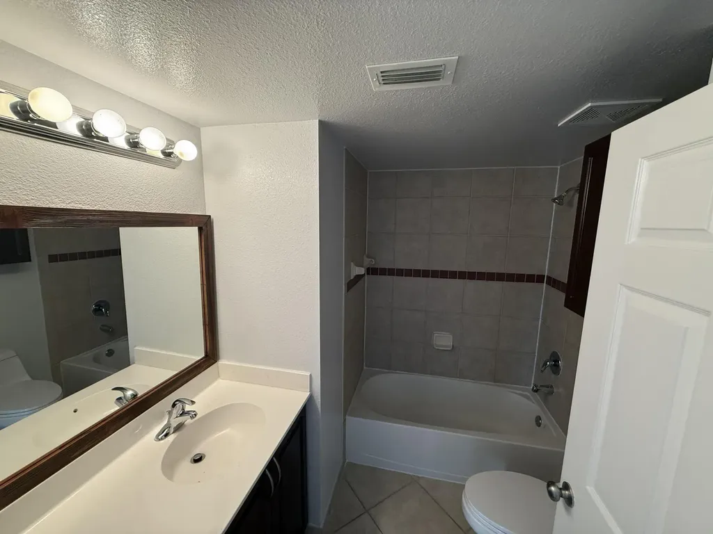 6386 Emerald Dunes Drive West Palm Beach FL 33411