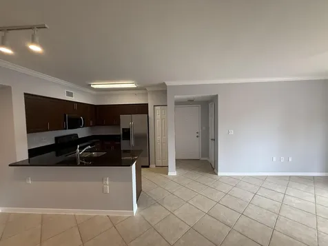 6386 Emerald Dunes Drive West Palm Beach FL 33411