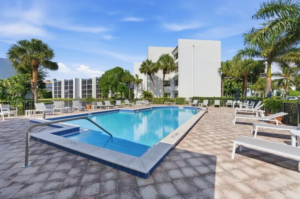 1605 S Us Highway 1 Jupiter FL 33477