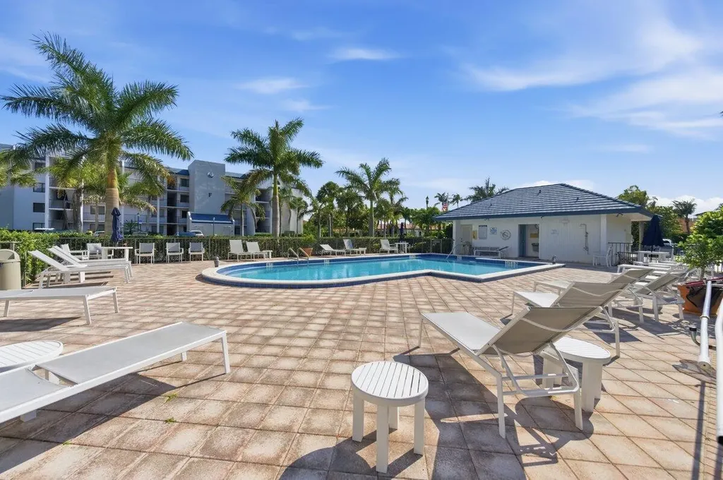 1605 S Us Highway 1 Jupiter FL 33477