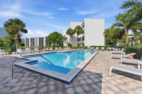 1605 S Us Highway 1 Jupiter FL 33477