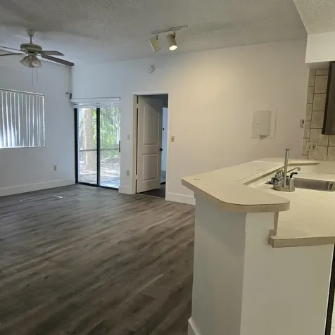 2445 SW 18th Terrace Fort Lauderdale FL 33315
