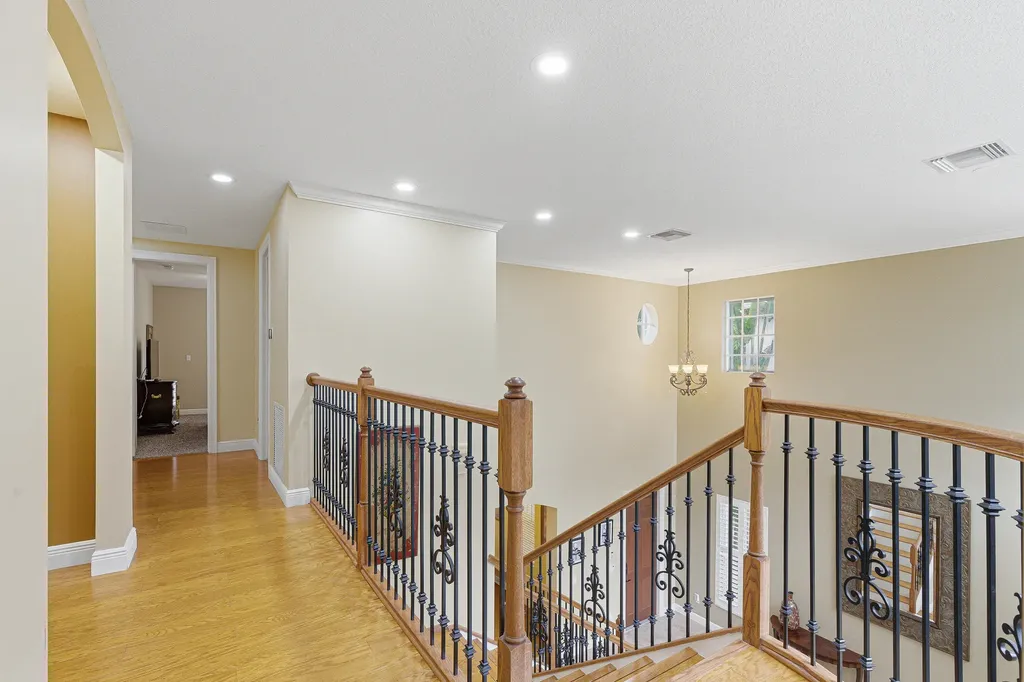 946 Mill Creek Drive Palm Beach Gardens FL 33410