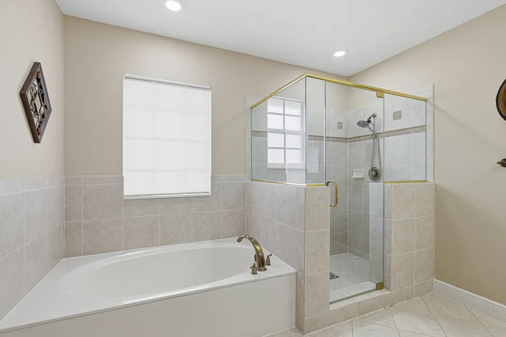 946 Mill Creek Drive Palm Beach Gardens FL 33410