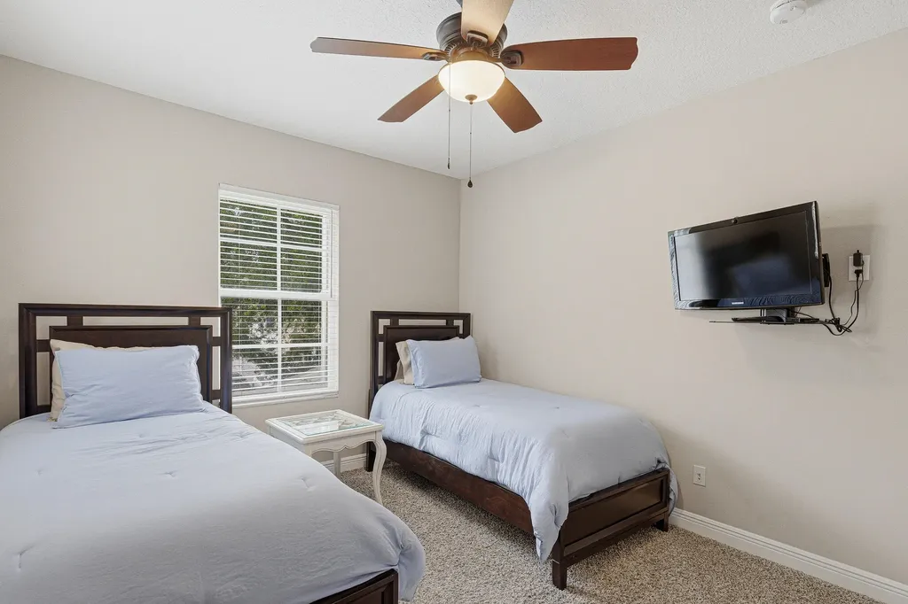 946 Mill Creek Drive Palm Beach Gardens FL 33410