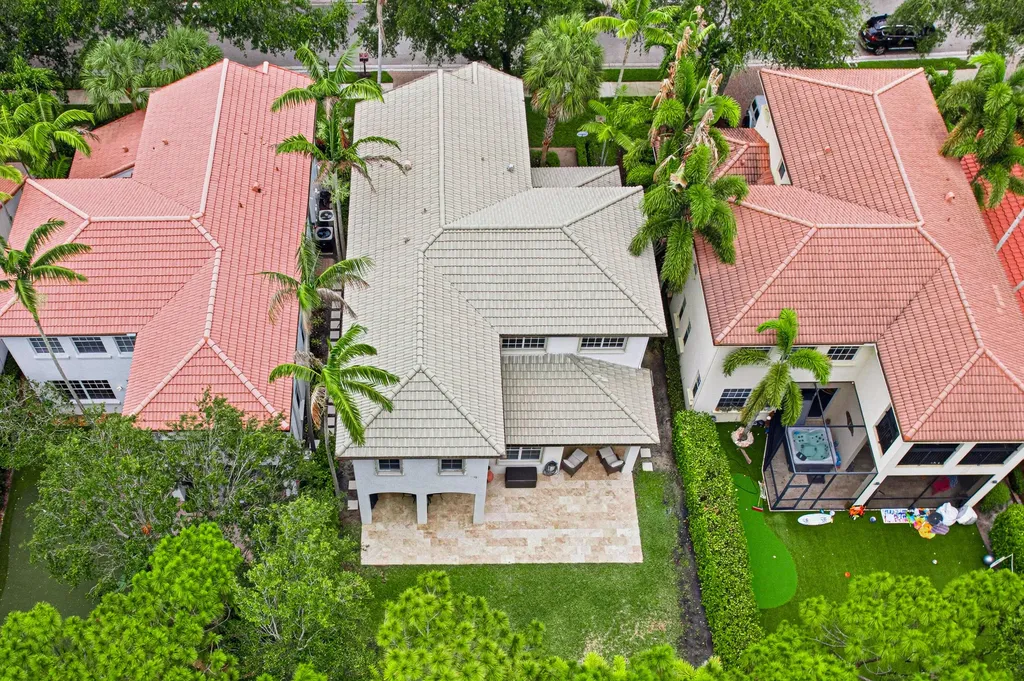 946 Mill Creek Drive Palm Beach Gardens FL 33410
