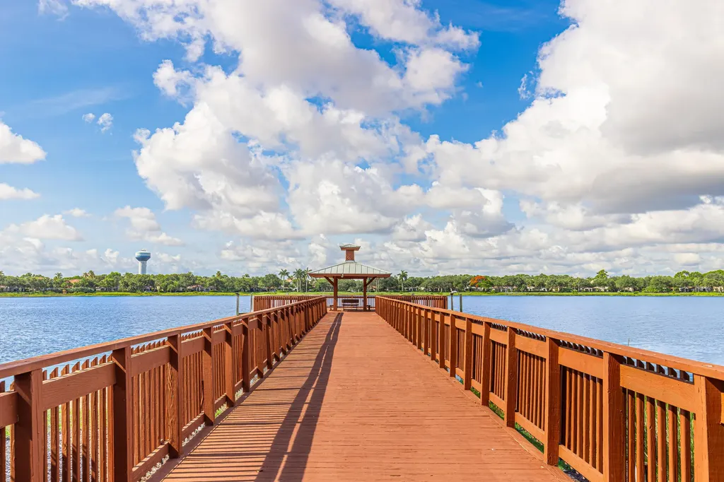 946 Mill Creek Drive Palm Beach Gardens FL 33410