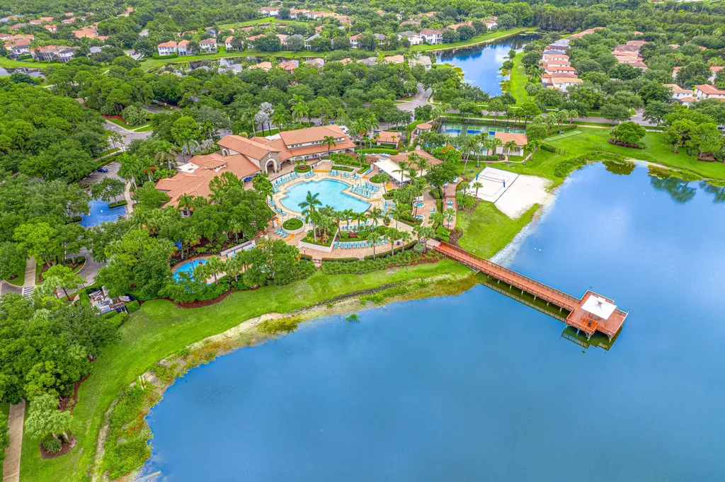 946 Mill Creek Drive Palm Beach Gardens FL 33410