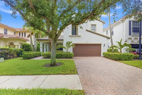 946 Mill Creek Drive Palm Beach Gardens FL 33410