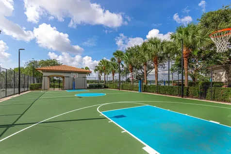 946 Mill Creek Drive Palm Beach Gardens FL 33410