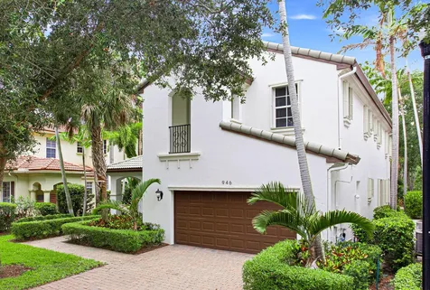 946 Mill Creek Drive Palm Beach Gardens FL 33410