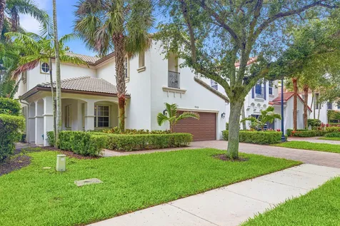 946 Mill Creek Drive Palm Beach Gardens FL 33410