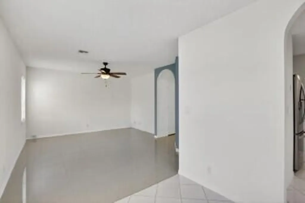 10690 NW 2nd Circle Pembroke Pines FL 33026