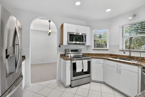 10690 NW 2nd Circle Pembroke Pines FL 33026