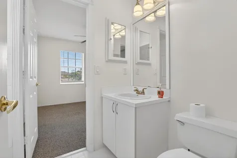10690 NW 2nd Circle Pembroke Pines FL 33026