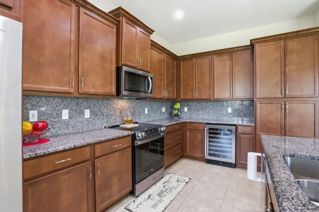 5572 Liberty Lane Westlake FL 33470