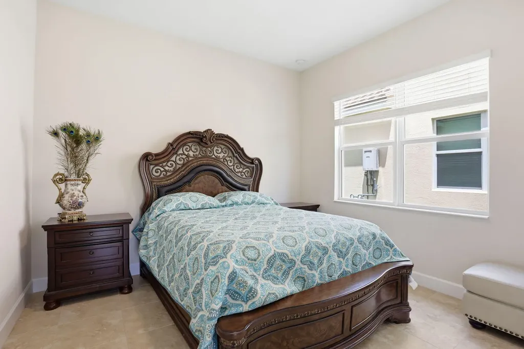 5572 Liberty Lane Westlake FL 33470