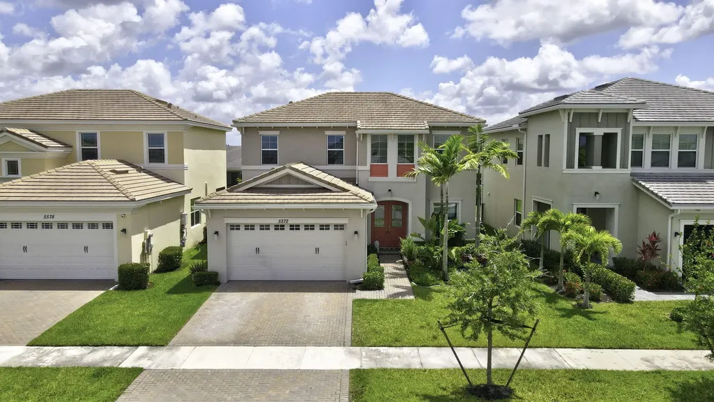 5572 Liberty Lane Westlake FL 33470