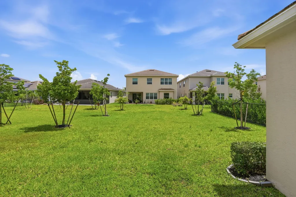 5572 Liberty Lane Westlake FL 33470