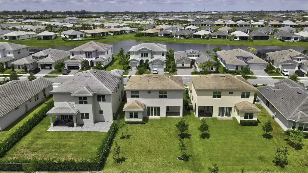 5572 Liberty Lane Westlake FL 33470