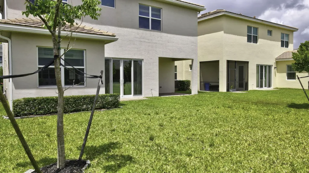 5572 Liberty Lane Westlake FL 33470
