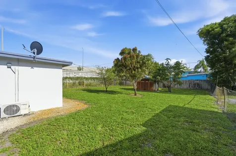 837 NW 41st Street Oakland Park FL 33309