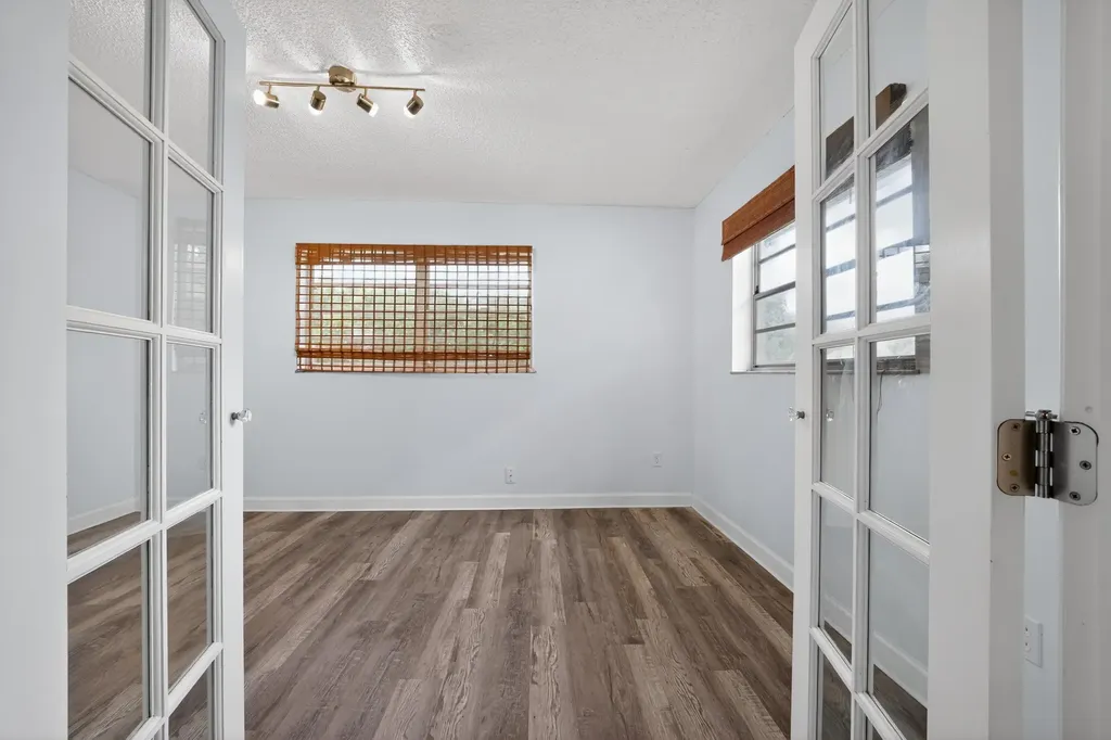 549 SE Marydale Terrace Port St Lucie FL 34983