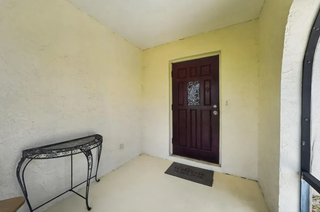 549 SE Marydale Terrace Port St Lucie FL 34983