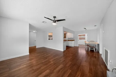549 SE Marydale Terrace Port St Lucie FL 34983