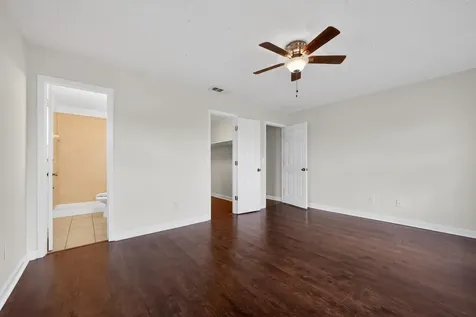 549 SE Marydale Terrace Port St Lucie FL 34983