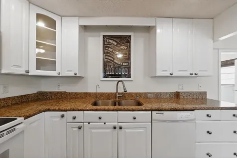 549 SE Marydale Terrace Port St Lucie FL 34983