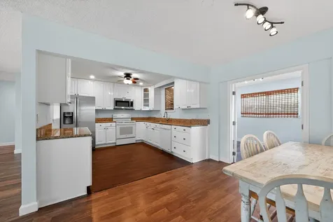 549 SE Marydale Terrace Port St Lucie FL 34983