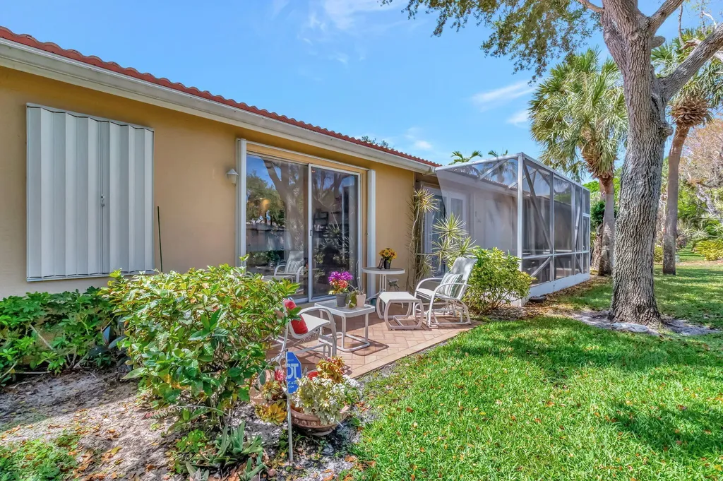 12610 Crystal Pointe Drive Boynton Beach FL 33437