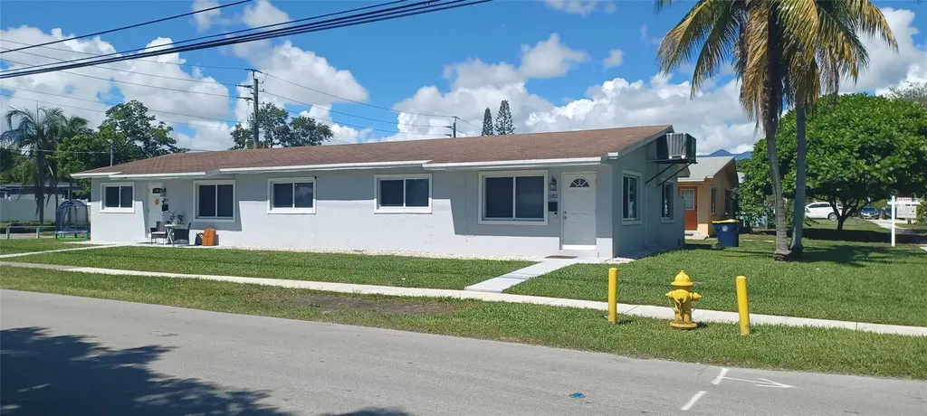 602 SE 2nd Avenue Dania Beach FL 33004