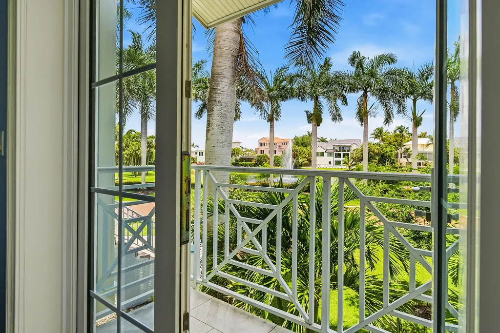 98 Southport Cove Bonita Springs FL 34134