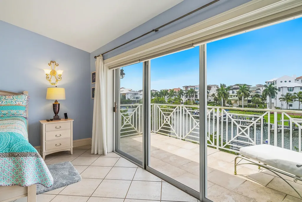 98 Southport Cove Bonita Springs FL 34134