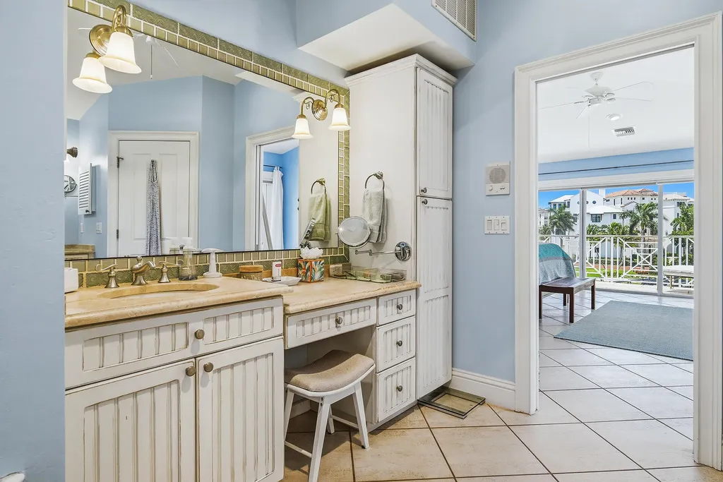 98 Southport Cove Bonita Springs FL 34134