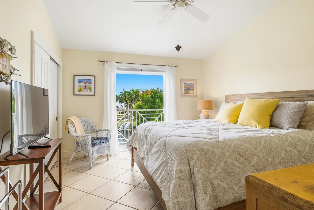 98 Southport Cove Bonita Springs FL 34134