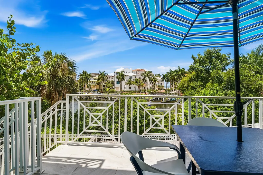 98 Southport Cove Bonita Springs FL 34134