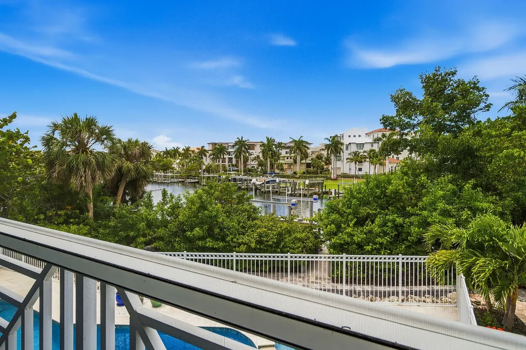 98 Southport Cove Bonita Springs FL 34134