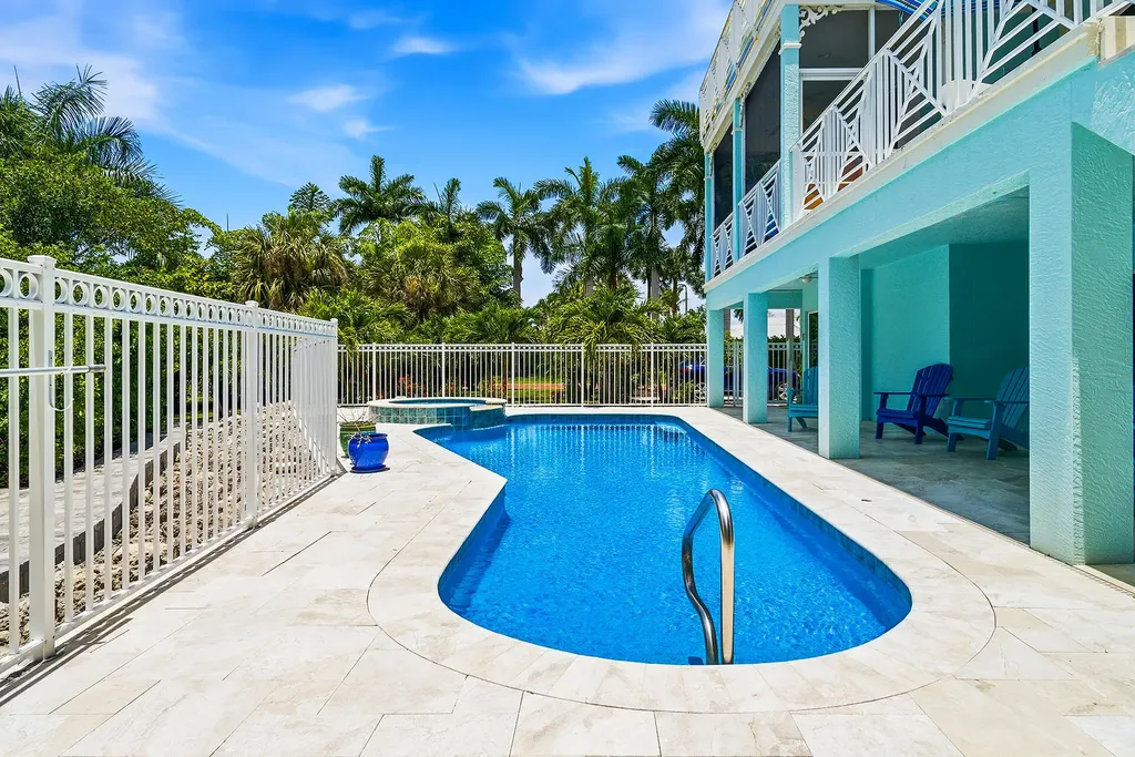 98 Southport Cove Bonita Springs FL 34134