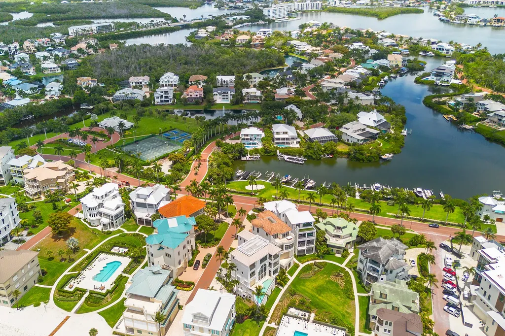 98 Southport Cove Bonita Springs FL 34134