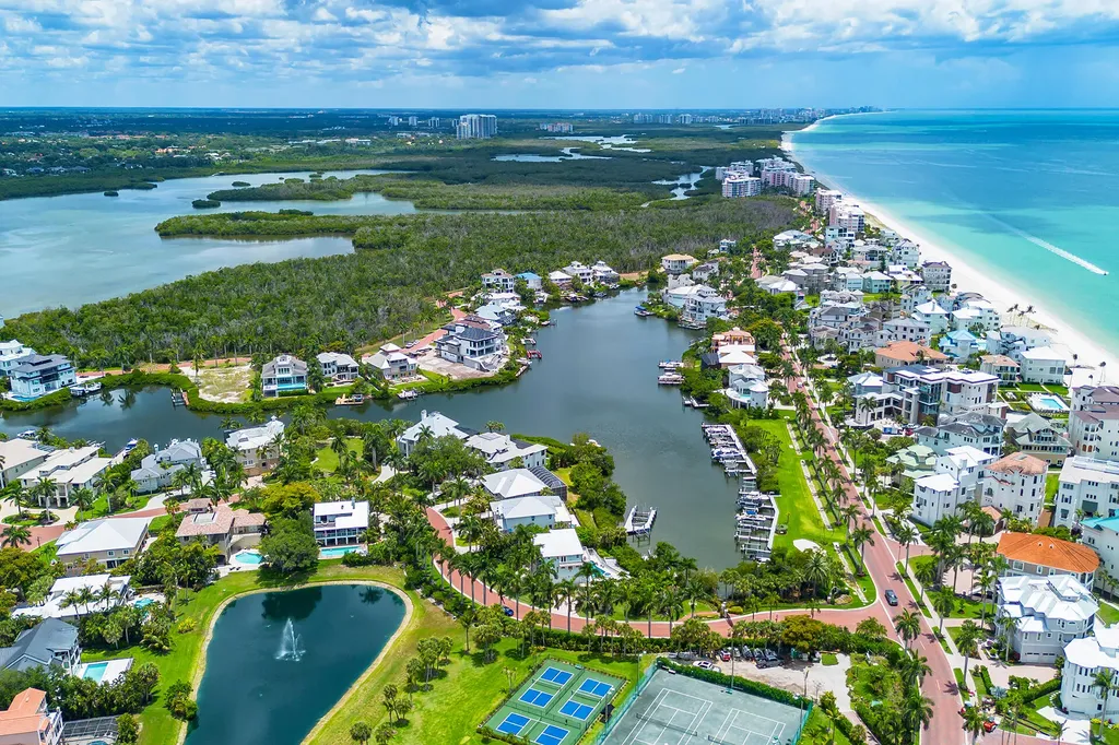 98 Southport Cove Bonita Springs FL 34134
