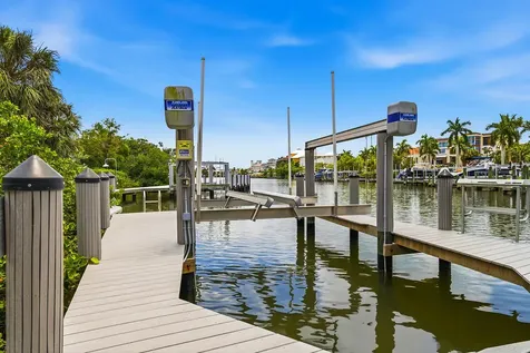 98 Southport Cove Bonita Springs FL 34134