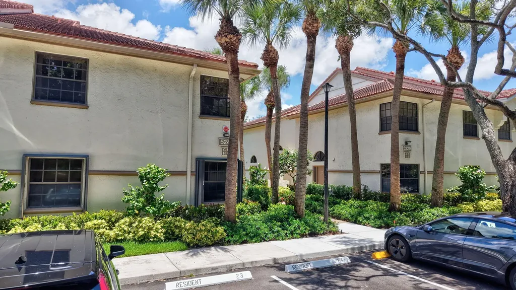5241 Brisata Circle Boynton Beach FL 33437