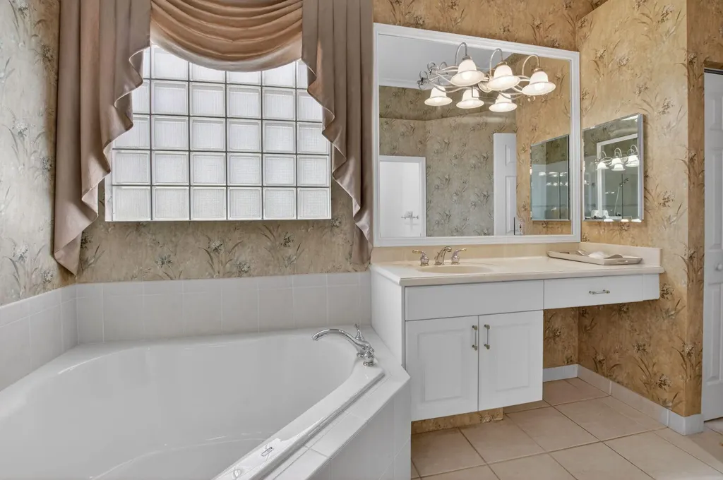 5241 Brisata Circle Boynton Beach FL 33437